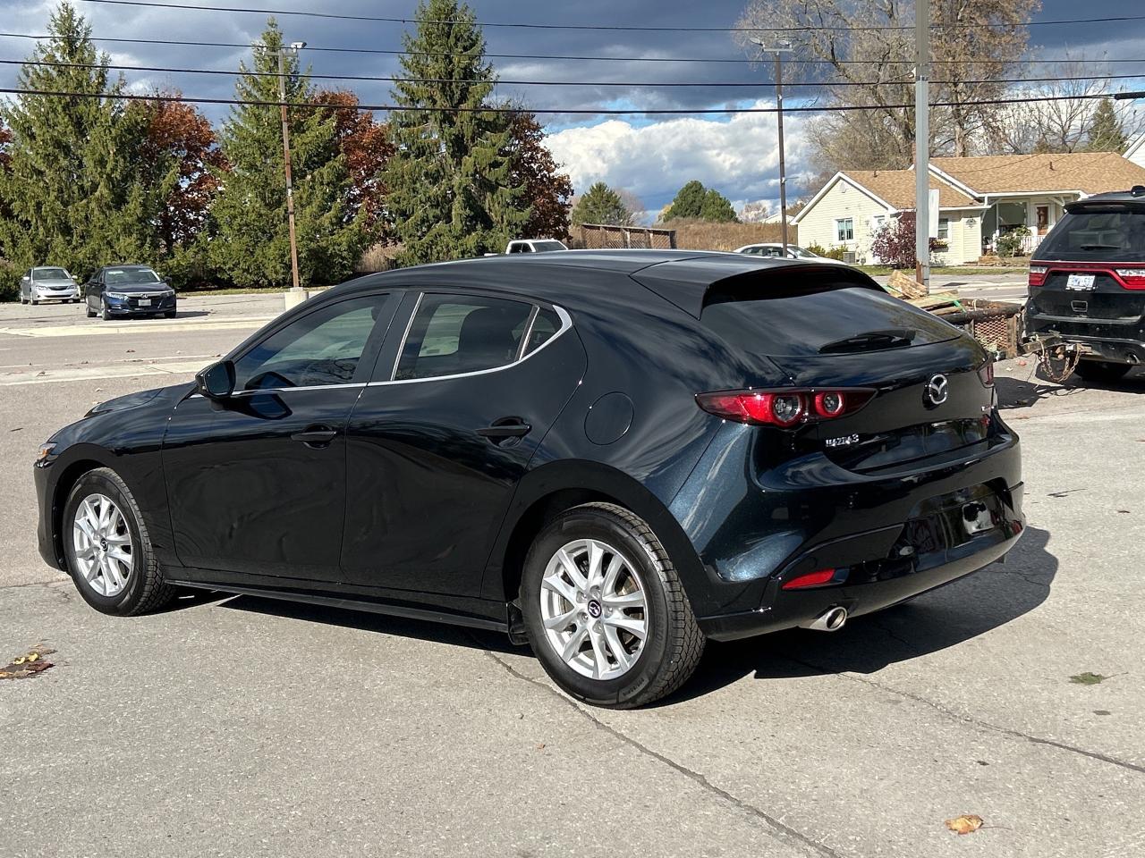 2020 Mazda Mazda3 Sport GX HEATED SEATS/BACKUP CAM  CALL PICTON Photo