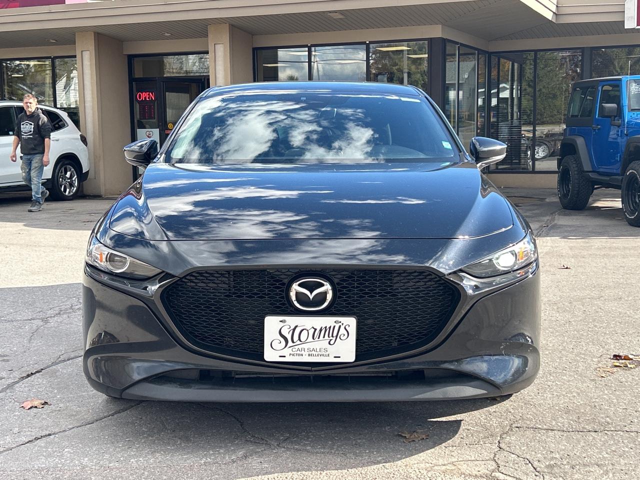 2020 Mazda Mazda3 Sport GX HEATED SEATS/BACKUP CAM  CALL PICTON Photo
