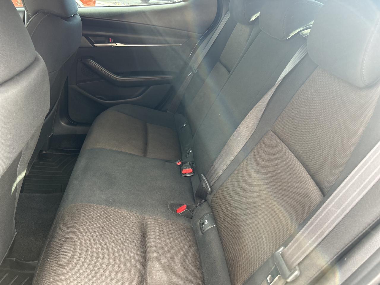 2020 Mazda Mazda3 Sport GX HEATED SEATS/BACKUP CAM  CALL PICTON Photo