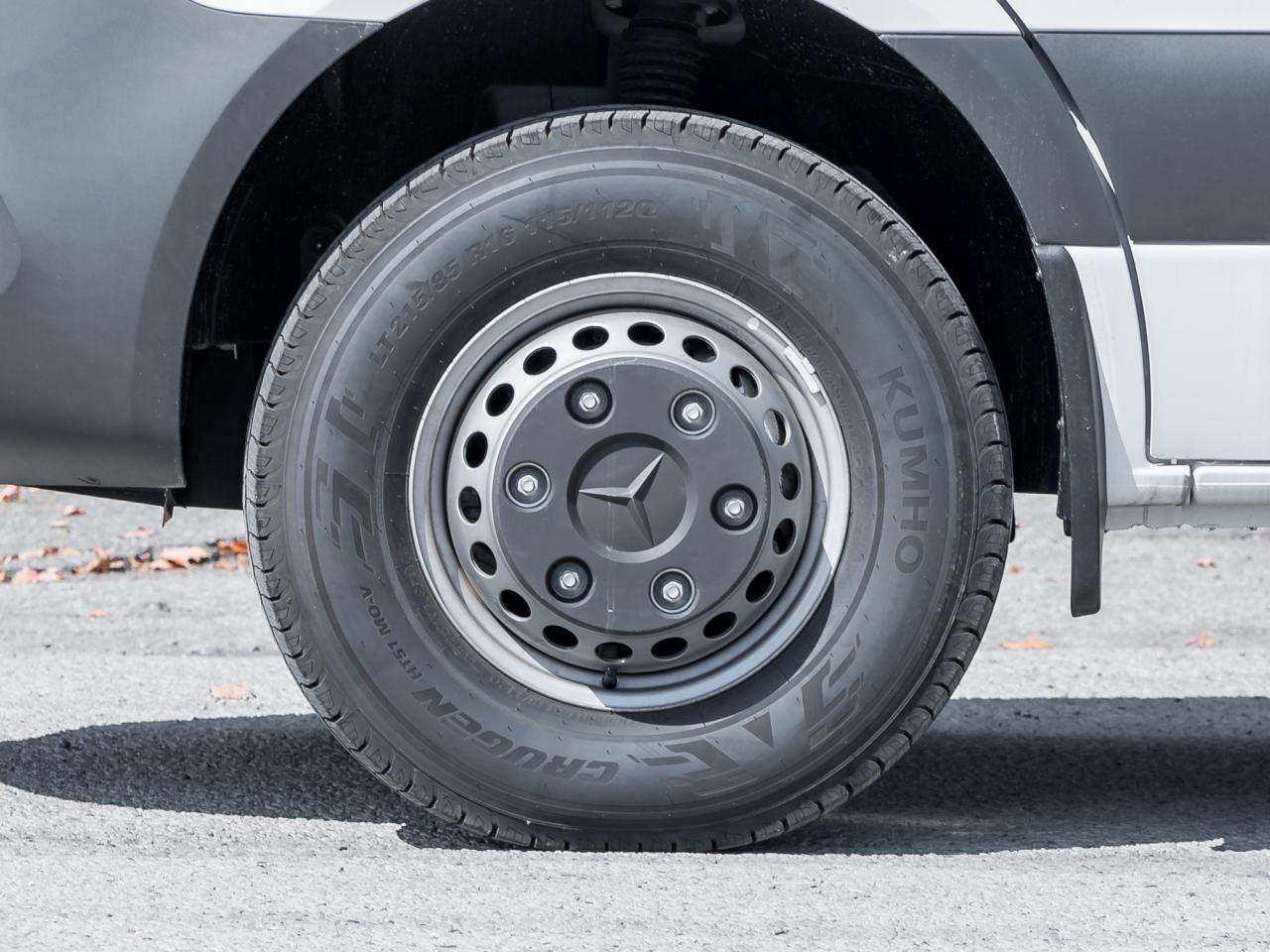 2024 Mercedes-Benz Sprinter 3500 170 WB Photo3