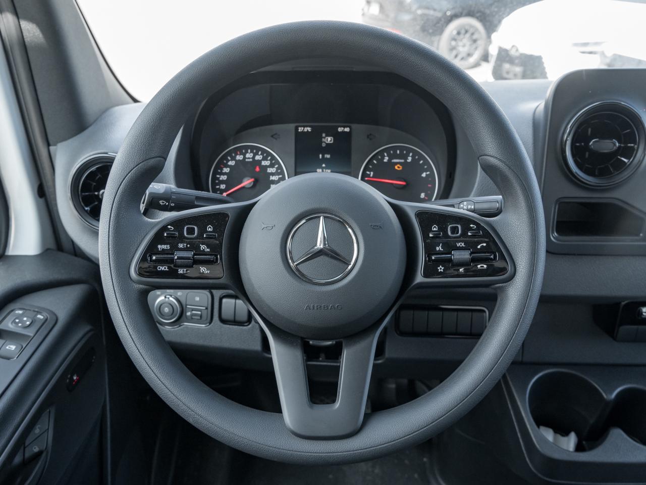 2024 Mercedes-Benz Sprinter 3500 170 WB Photo