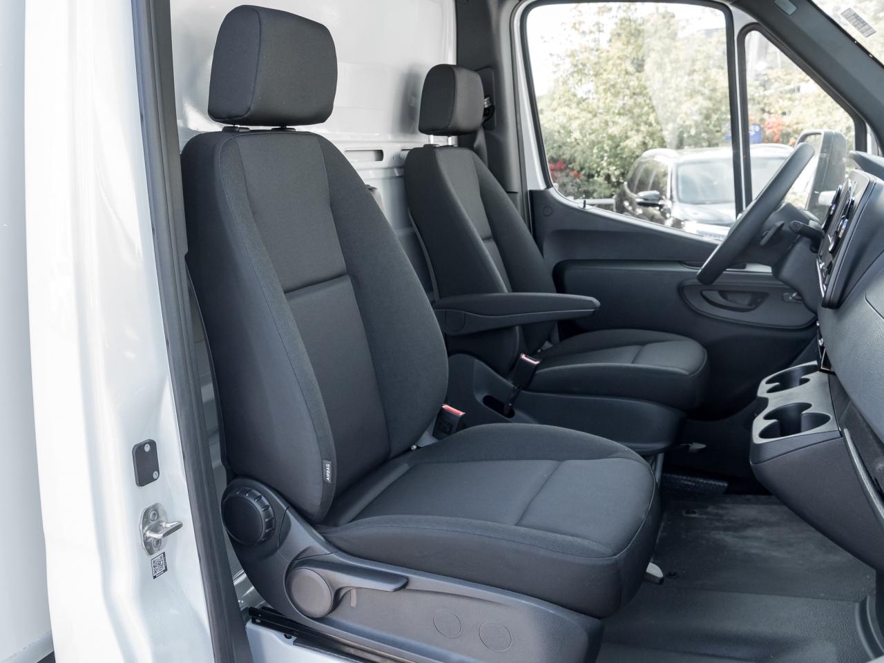 2024 Mercedes-Benz Sprinter 3500 170 WB Photo