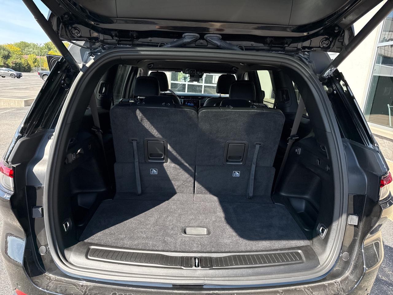 2025 Jeep Grand Cherokee L ALTITUDE Photo