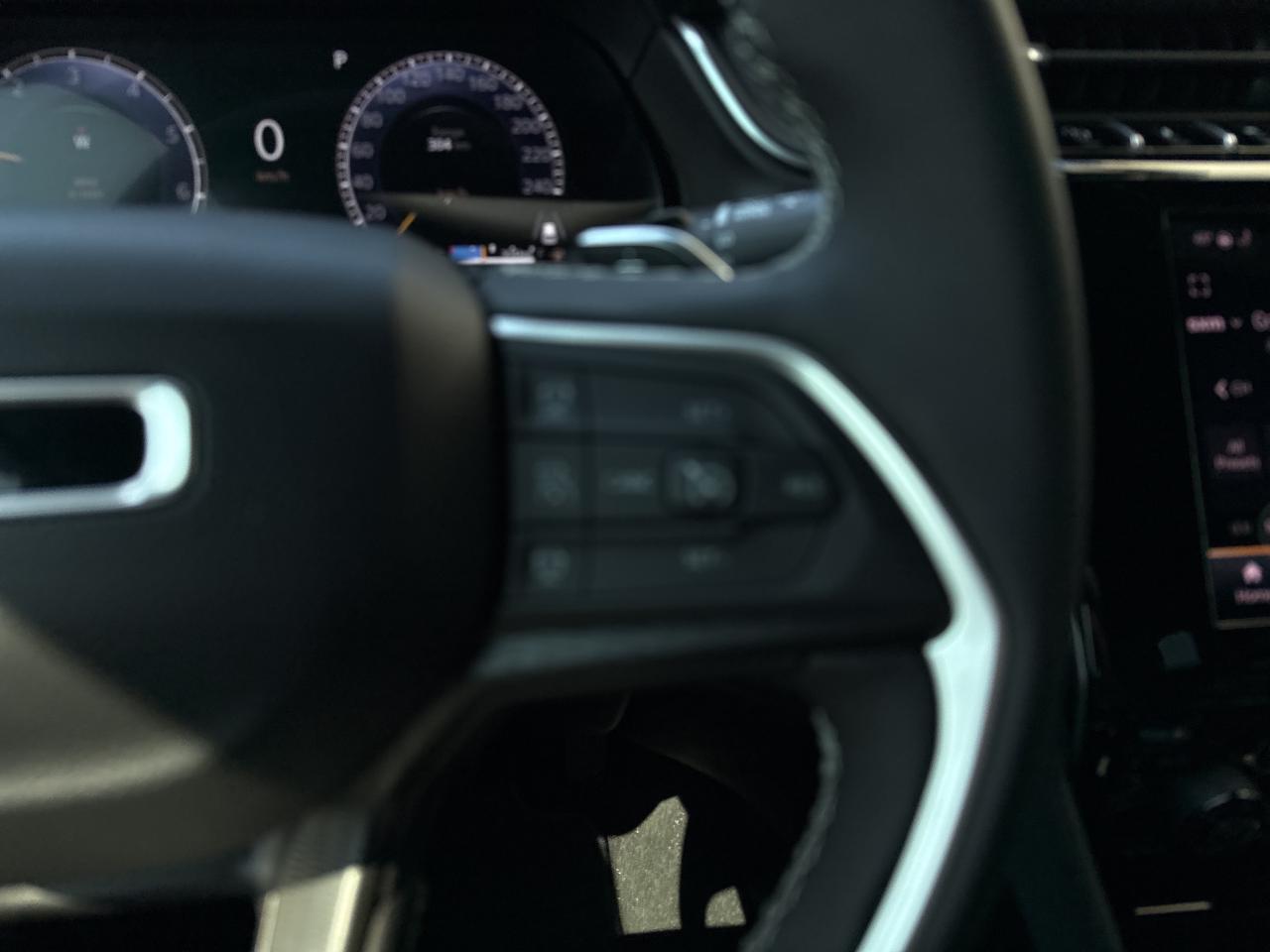 2025 Jeep Grand Cherokee L ALTITUDE Photo