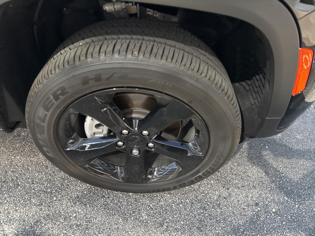 2025 Jeep Grand Cherokee L ALTITUDE Photo