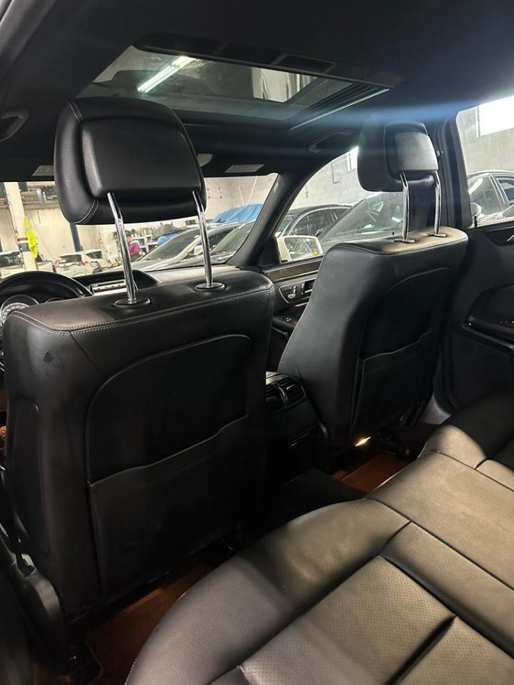 2014 Mercedes-Benz E-Class E300, NAV, LEATHER INTERIOR, ALLOYS Photo