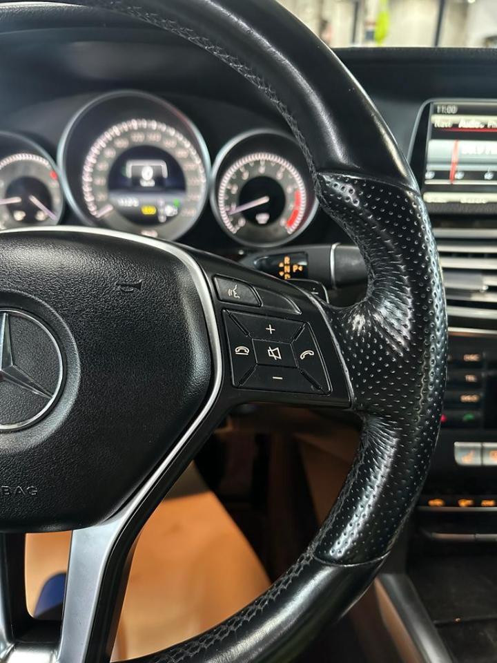 2014 Mercedes-Benz E-Class E300, NAV, LEATHER INTERIOR, ALLOYS Photo