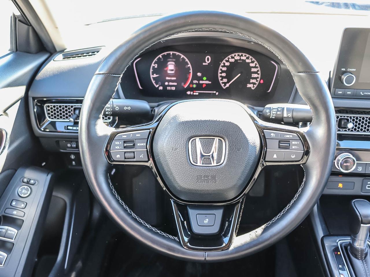 2022 Honda Civic Sedan EX   HONDA CERTIFIED   LEASE RETURN   CLEAN Photo
