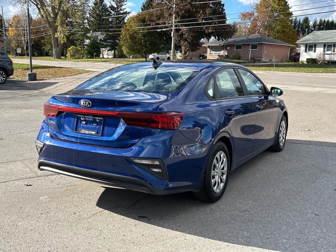 2020 Kia Forte LX ANDROID AUTO/HEATED SEATS  CALL PICTON 74K KM'S Photo4