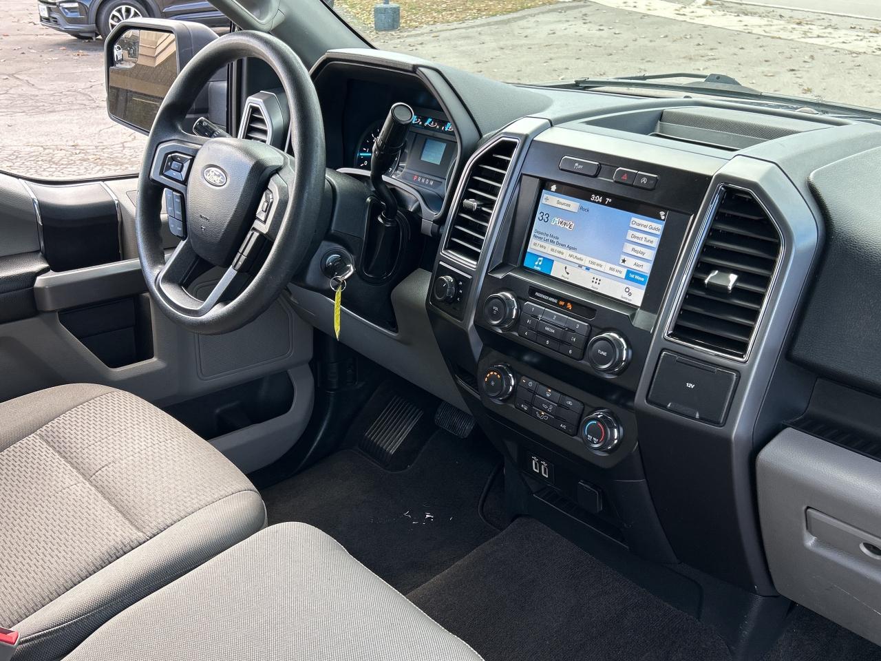 2019 Ford F-150 XLT 5L/4X4/BACKUP CAMERA  CALL PICTON 78K KM'S Photo