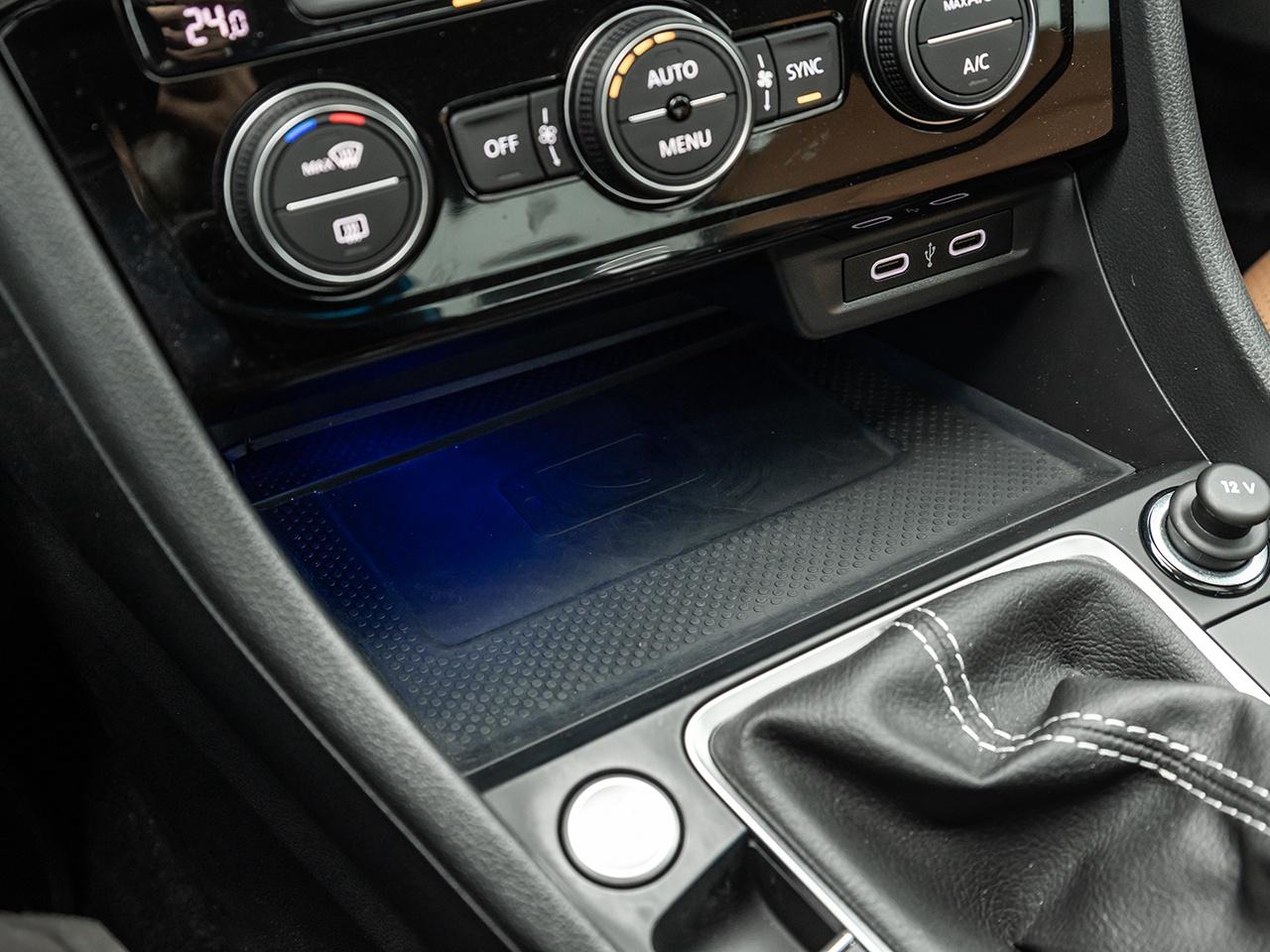 2023 Volkswagen Jetta Highline auto Photo