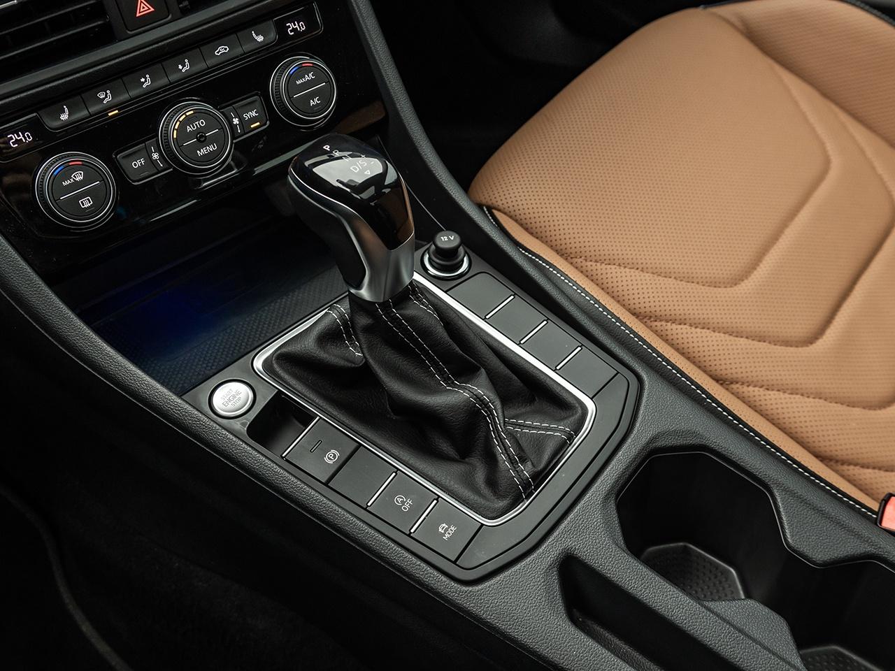 2023 Volkswagen Jetta Highline auto Photo