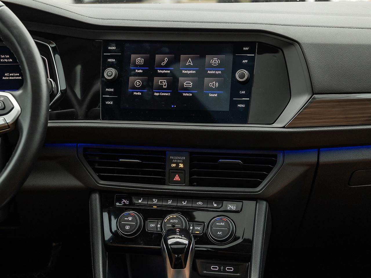 2023 Volkswagen Jetta Highline auto Photo