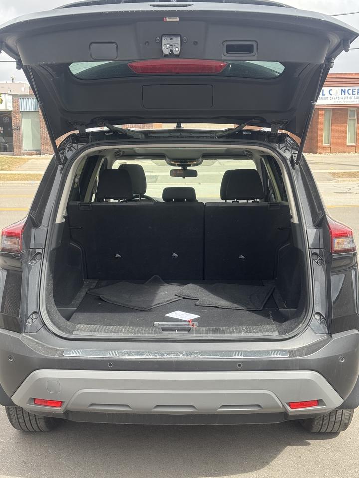 2023 Nissan Rogue AWD SV, ALLOYS, Moonroof Photo