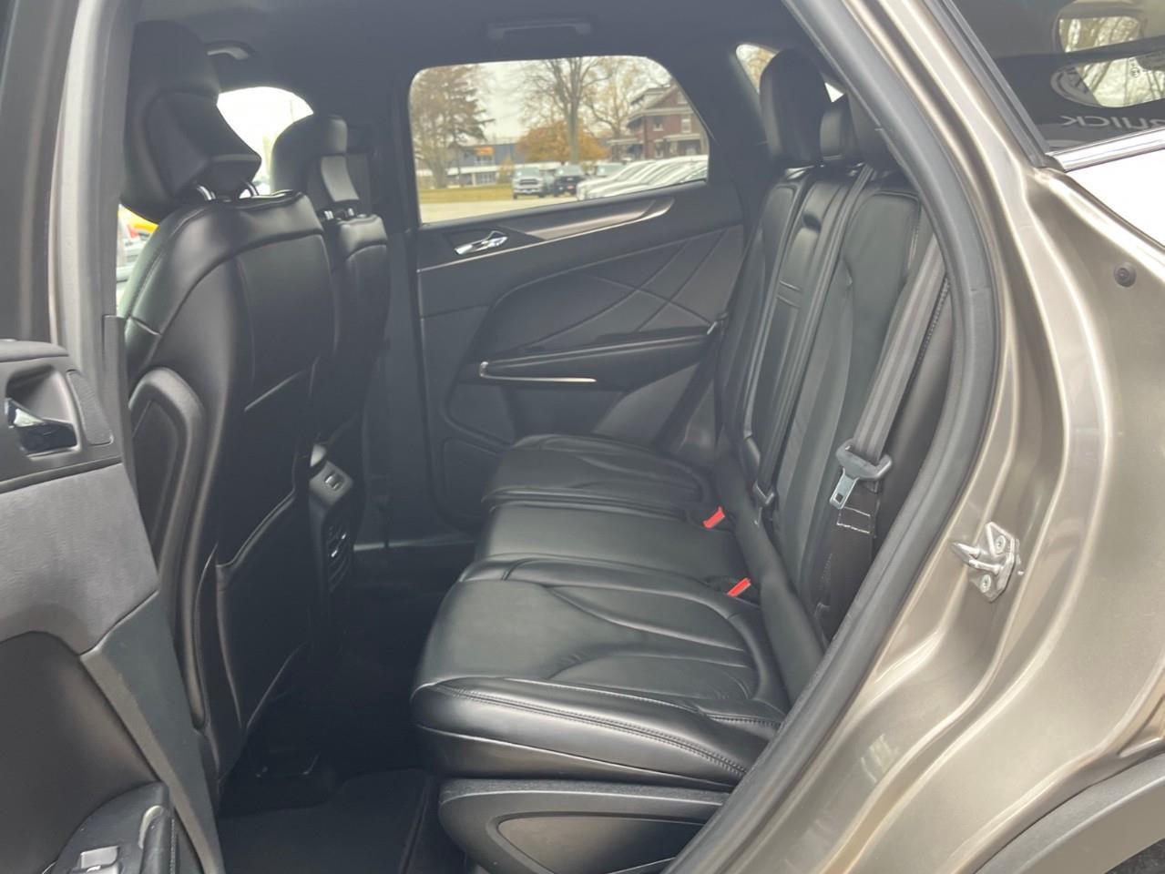 2017 Lincoln MKC SELECT ULTRA LOW KM Photo