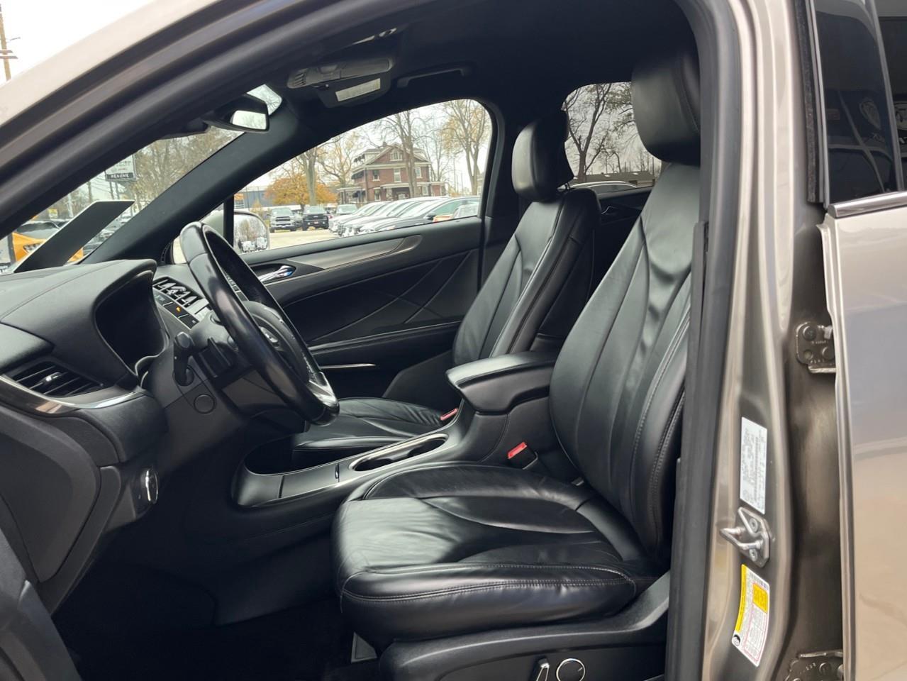 2017 Lincoln MKC SELECT ULTRA LOW KM Photo