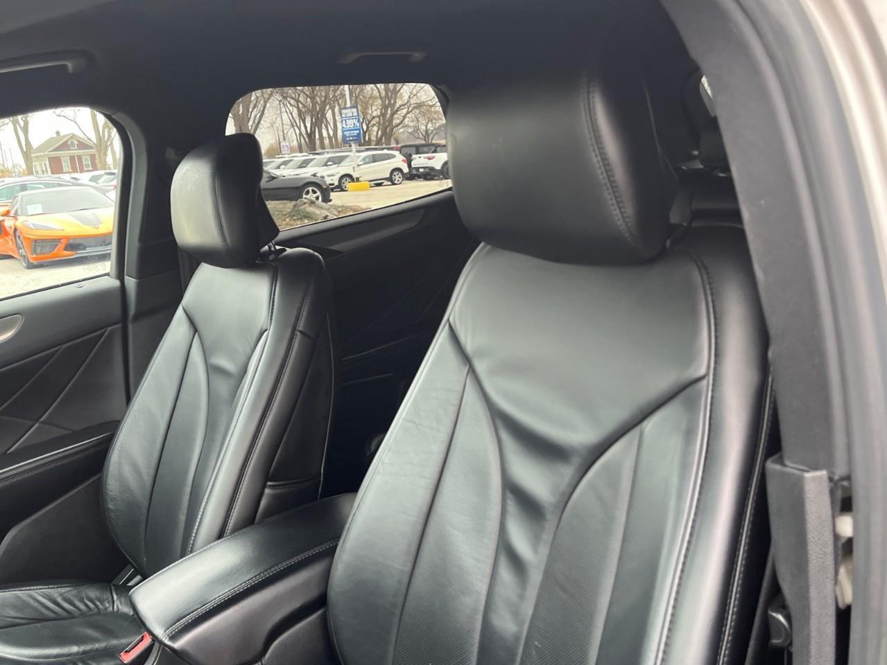 2017 Lincoln MKC SELECT ULTRA LOW KM Photo