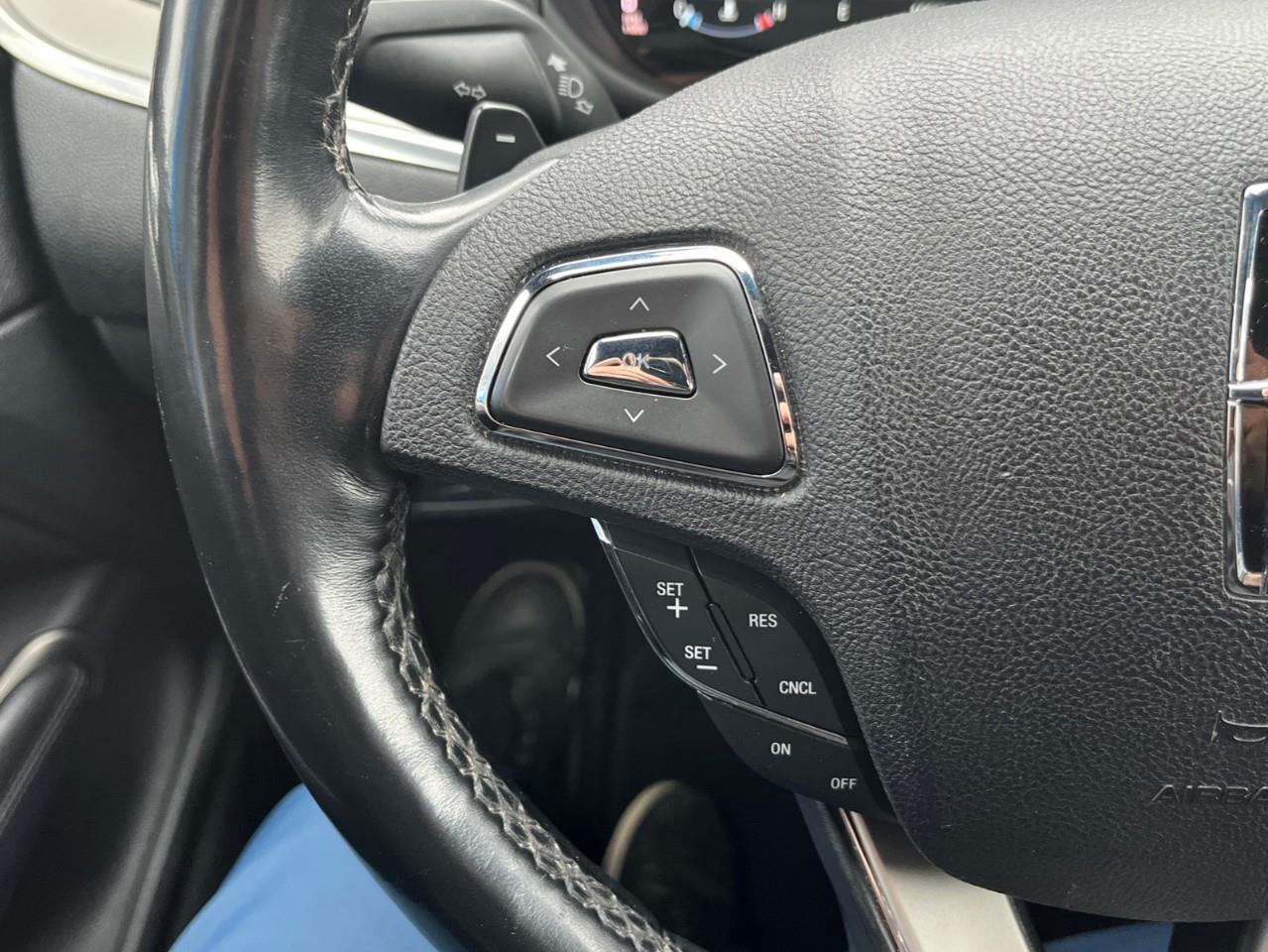 2017 Lincoln MKC SELECT ULTRA LOW KM Photo