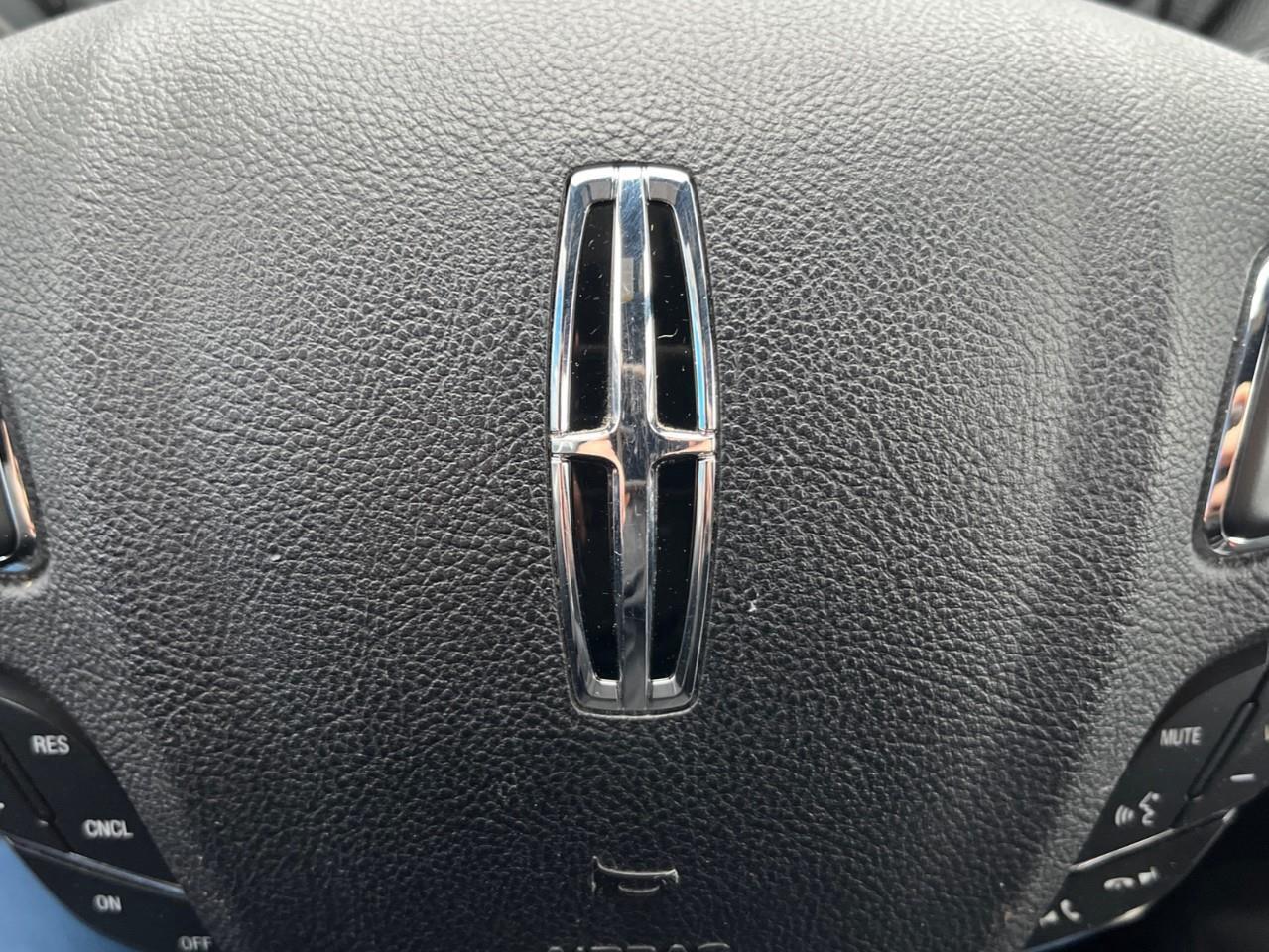 2017 Lincoln MKC SELECT ULTRA LOW KM Photo