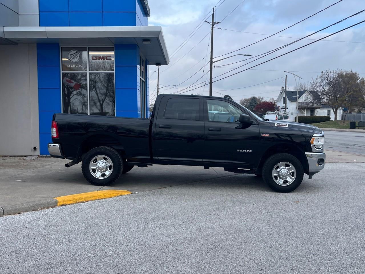 2019 RAM 2500 TRADESMAN WORK READY! Photo