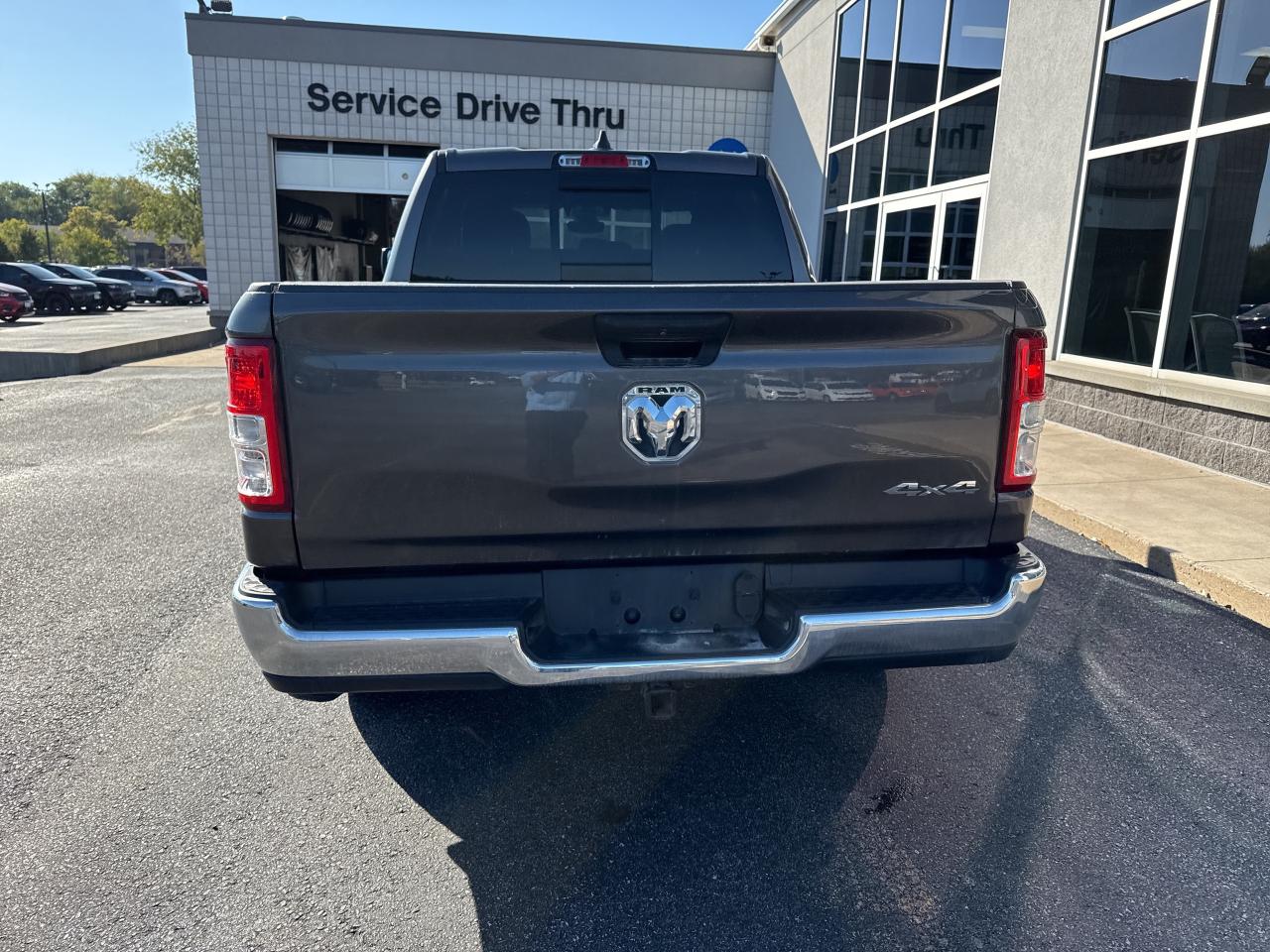 2023 RAM 1500 TRADESMAN Photo3