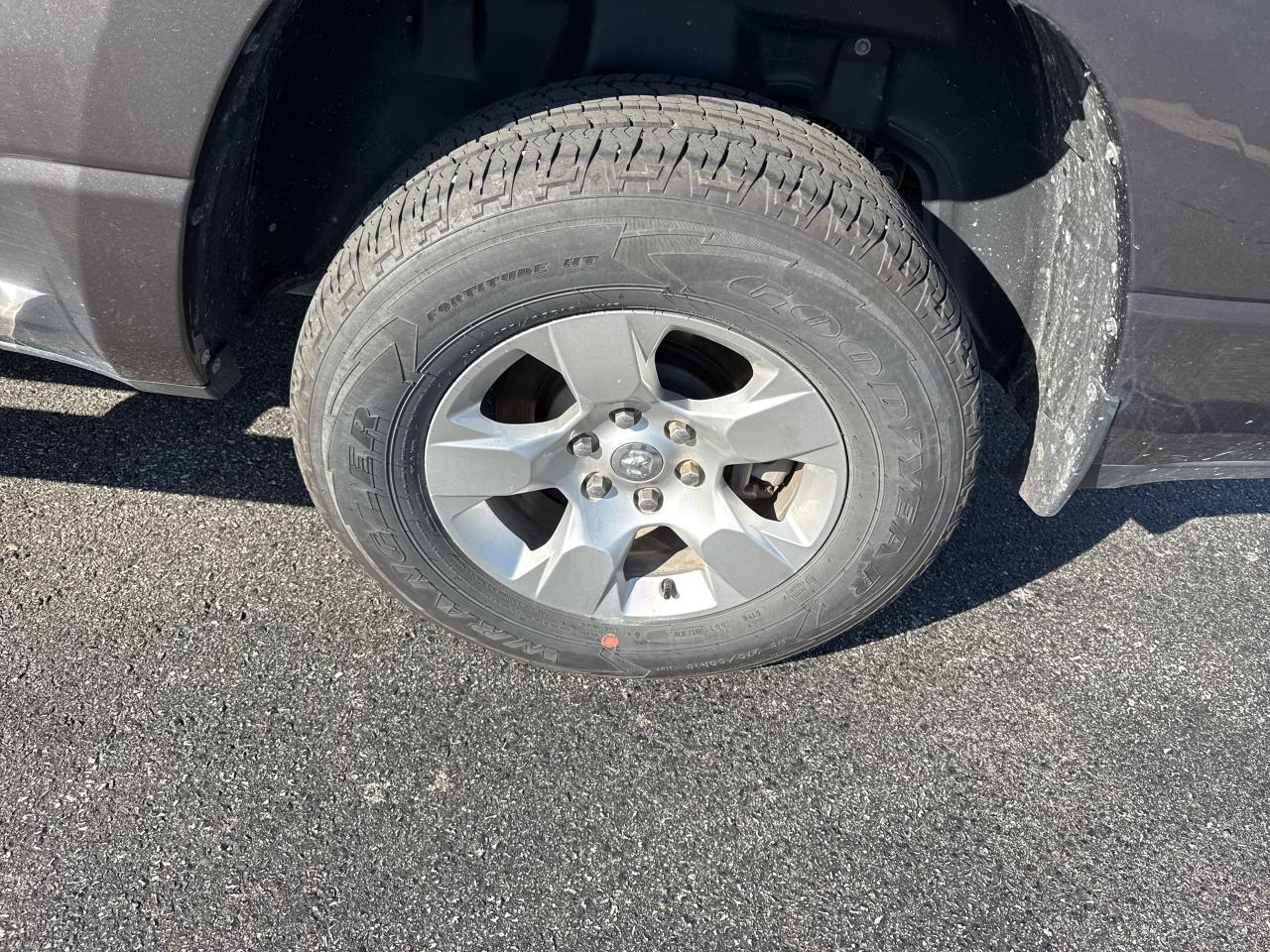 2023 RAM 1500 TRADESMAN Photo4