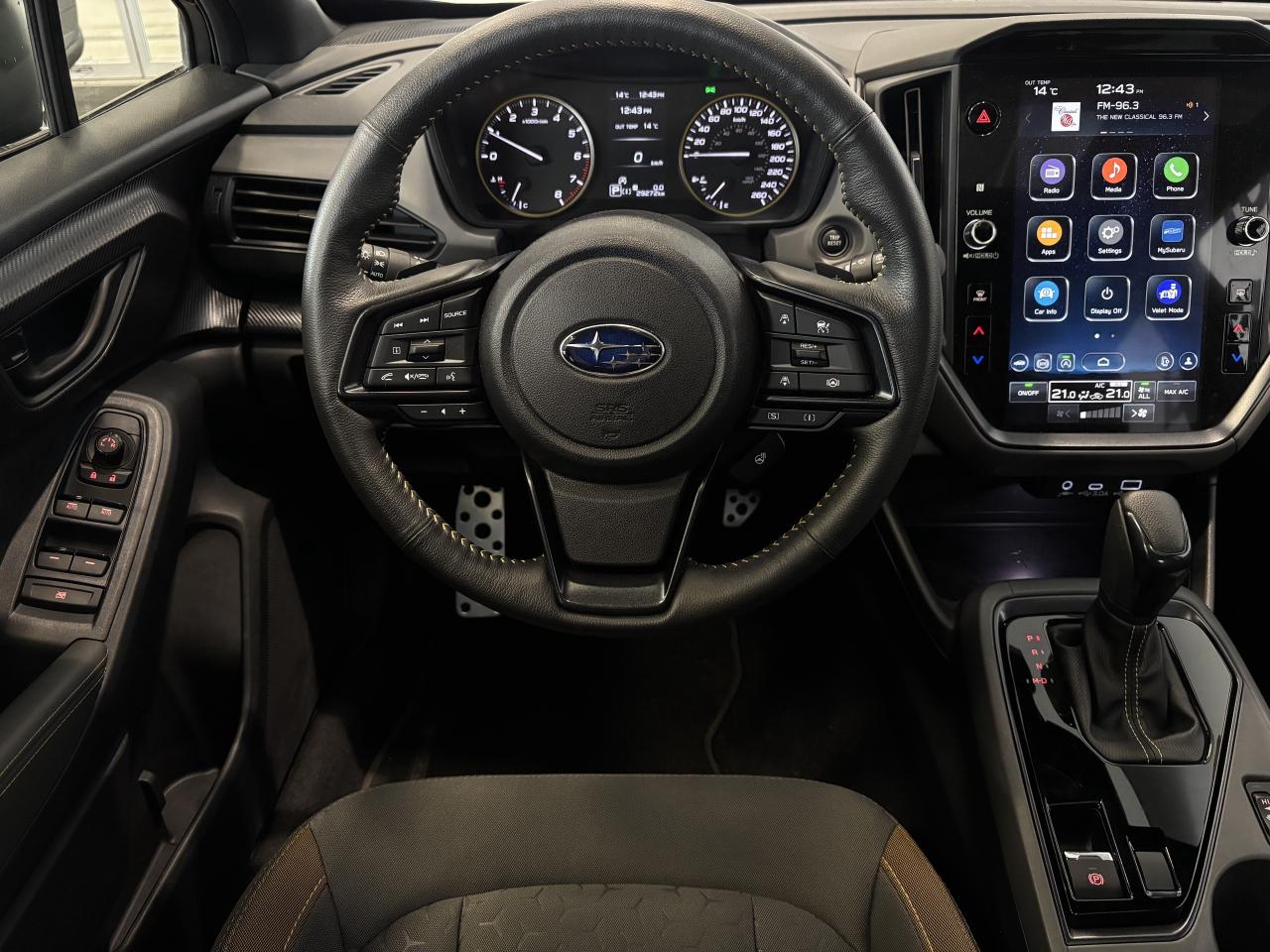 2024 Subaru Crosstrek ONYX   1 OWNER   CLEAN CARFAX   SUNROOF   CARPLAY! Photo