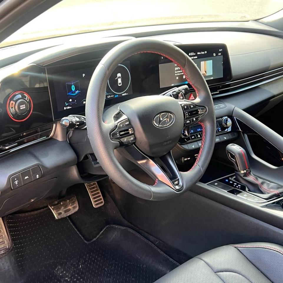 2023 Hyundai Elantra N LINE ULTIMATE, SUNROOF, LEATHER SEATS, NAV Photo