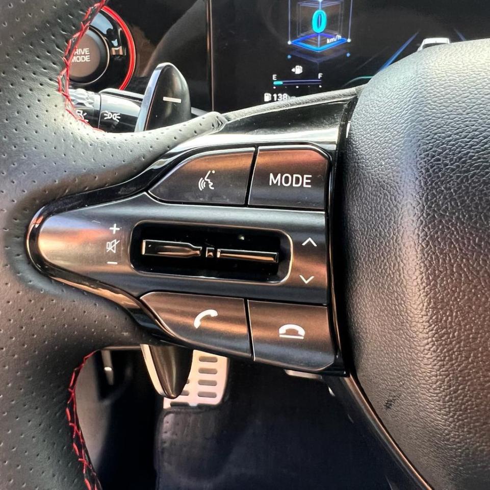 2023 Hyundai Elantra N LINE ULTIMATE, SUNROOF, LEATHER SEATS, NAV Photo