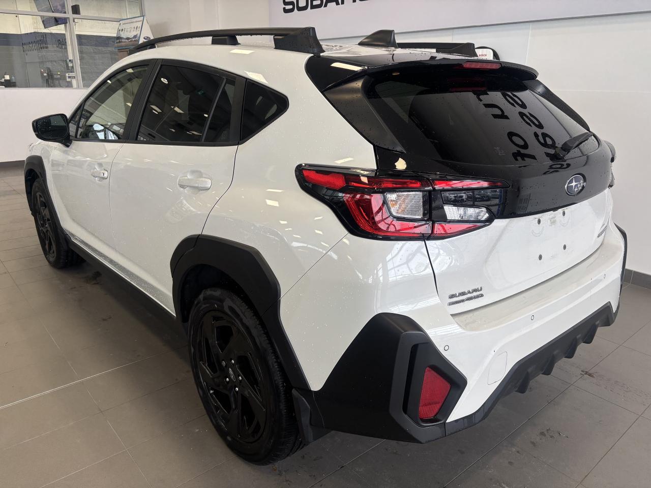 2024 Subaru Crosstrek ONYX   1 OWNER   CLEAN CARFAX   SUNROOF   CARPLAY! Photo