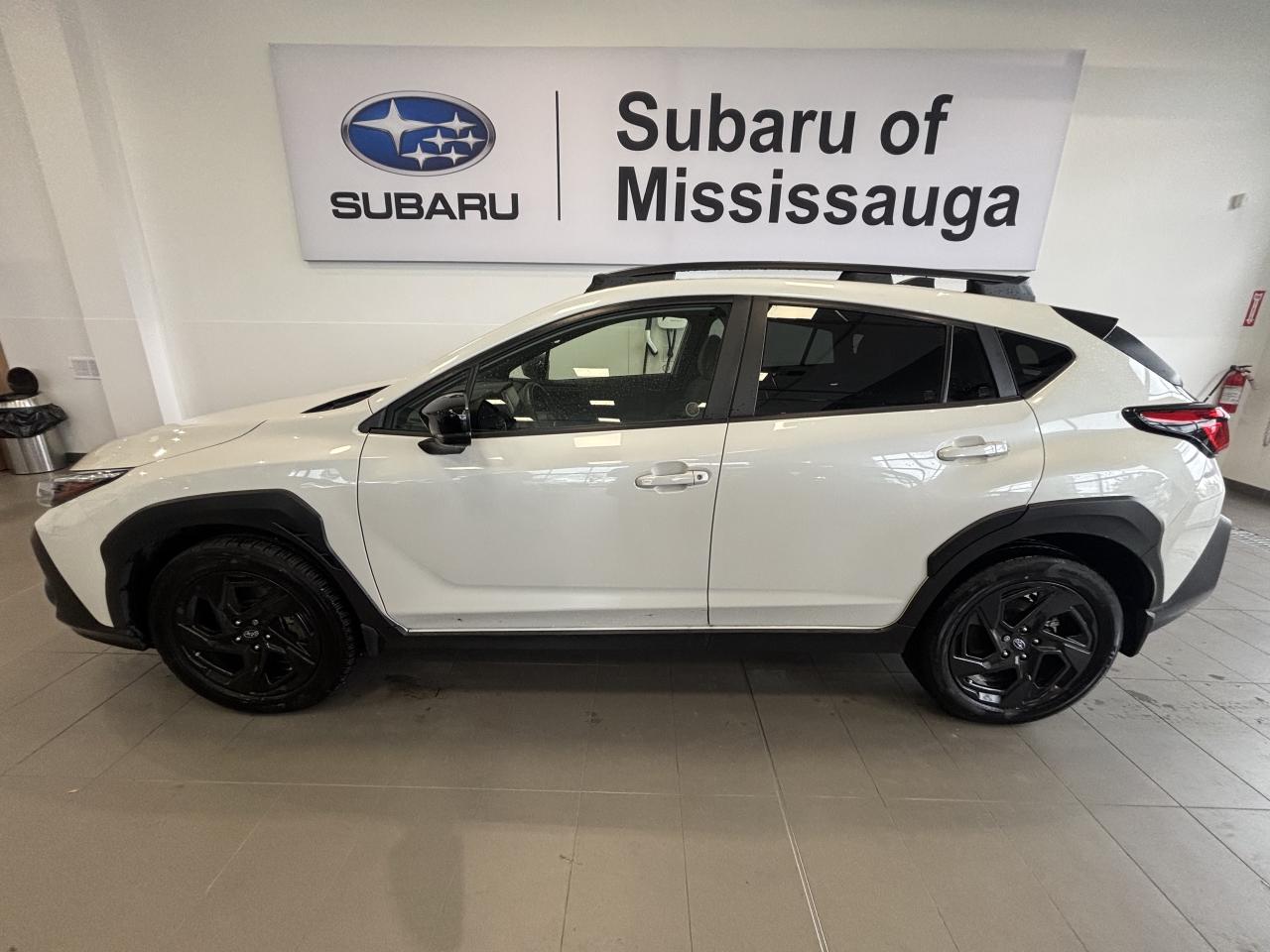 2024 Subaru Crosstrek ONYX   1 OWNER   CLEAN CARFAX   SUNROOF   CARPLAY! Photo3