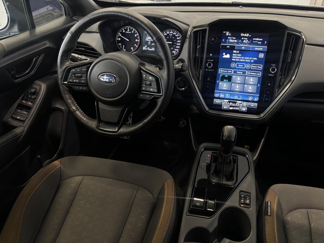 2024 Subaru Crosstrek ONYX   1 OWNER   CLEAN CARFAX   SUNROOF   CARPLAY! Photo