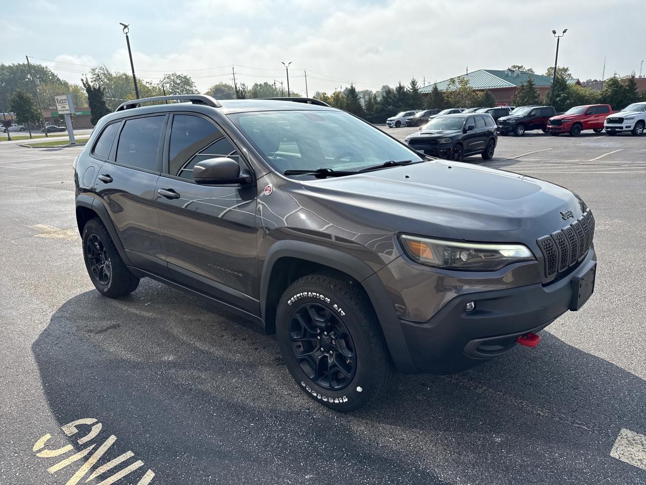 2020 Jeep Cherokee Trailhawk Photo