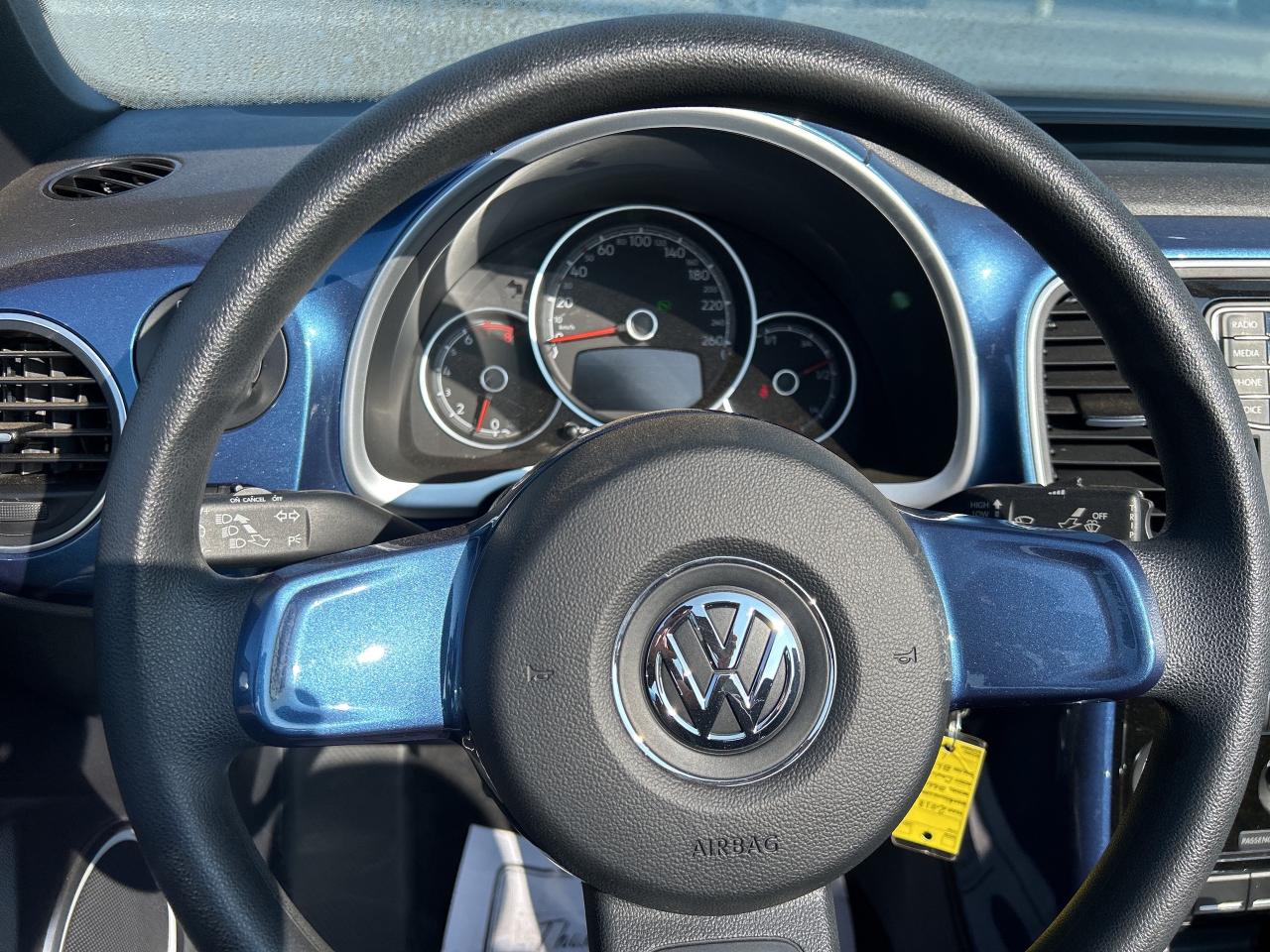 2018 Volkswagen Beetle Convertible Trendline HTD SEATS/B-U CAM CALL NAPANEE6133542100 Photo