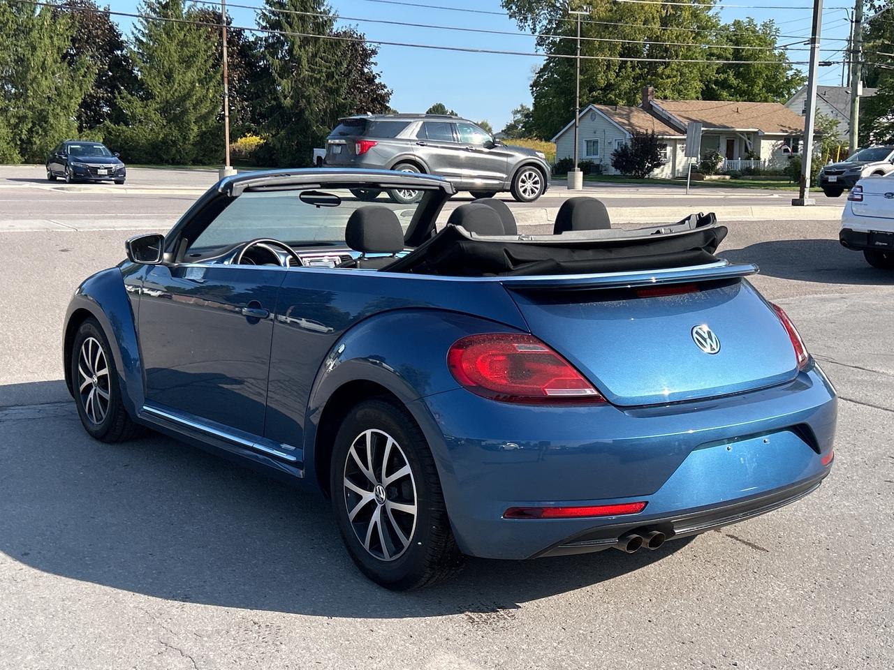 2018 Volkswagen Beetle Convertible Trendline  BELLEVILLE ***613-961-8848 **** Photo