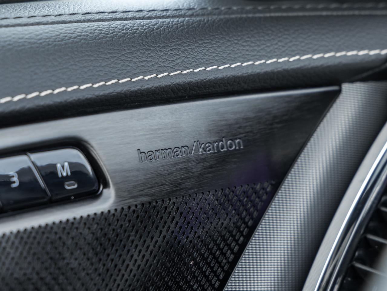 2022 Volvo XC90 T6 AWD R-Design 7-Seater   PANO_ROOF   NAVI Photo