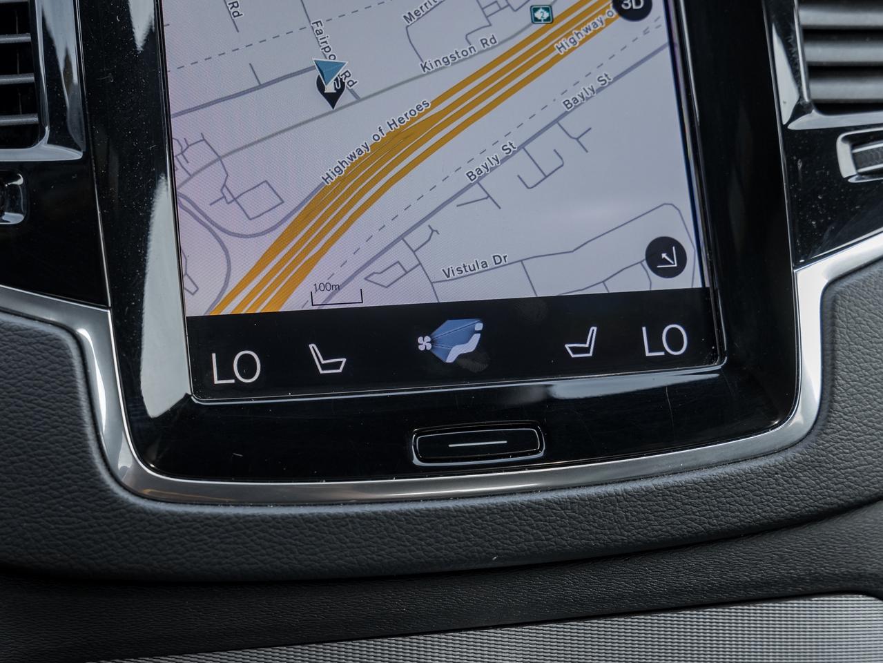 2022 Volvo XC90 T6 AWD R-Design 7-Seater   PANO_ROOF   NAVI Photo