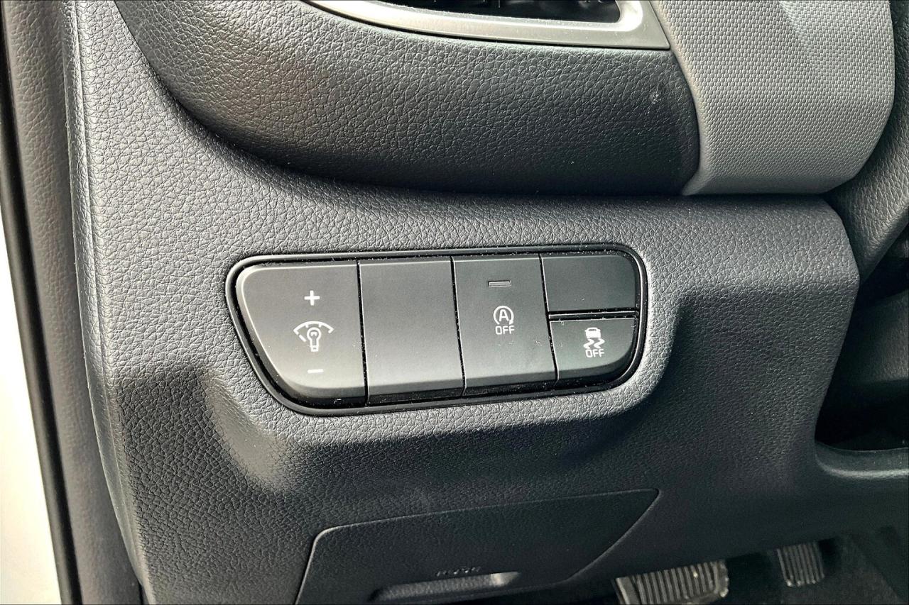 2025 Kia Seltos LX AWD   Heated Seats   Apple CarPlay/Android Auto Photo