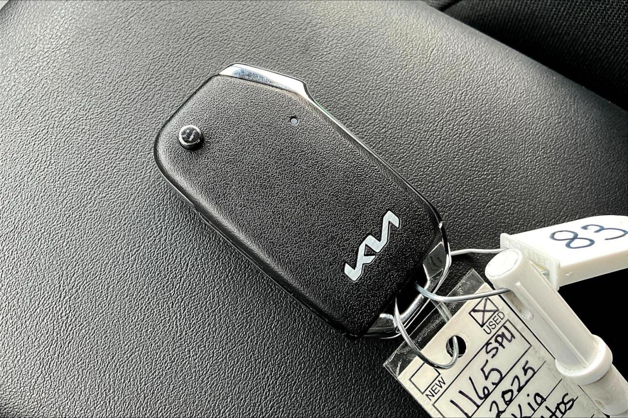 2025 Kia Seltos LX AWD   Heated Seats   Apple CarPlay/Android Auto Photo