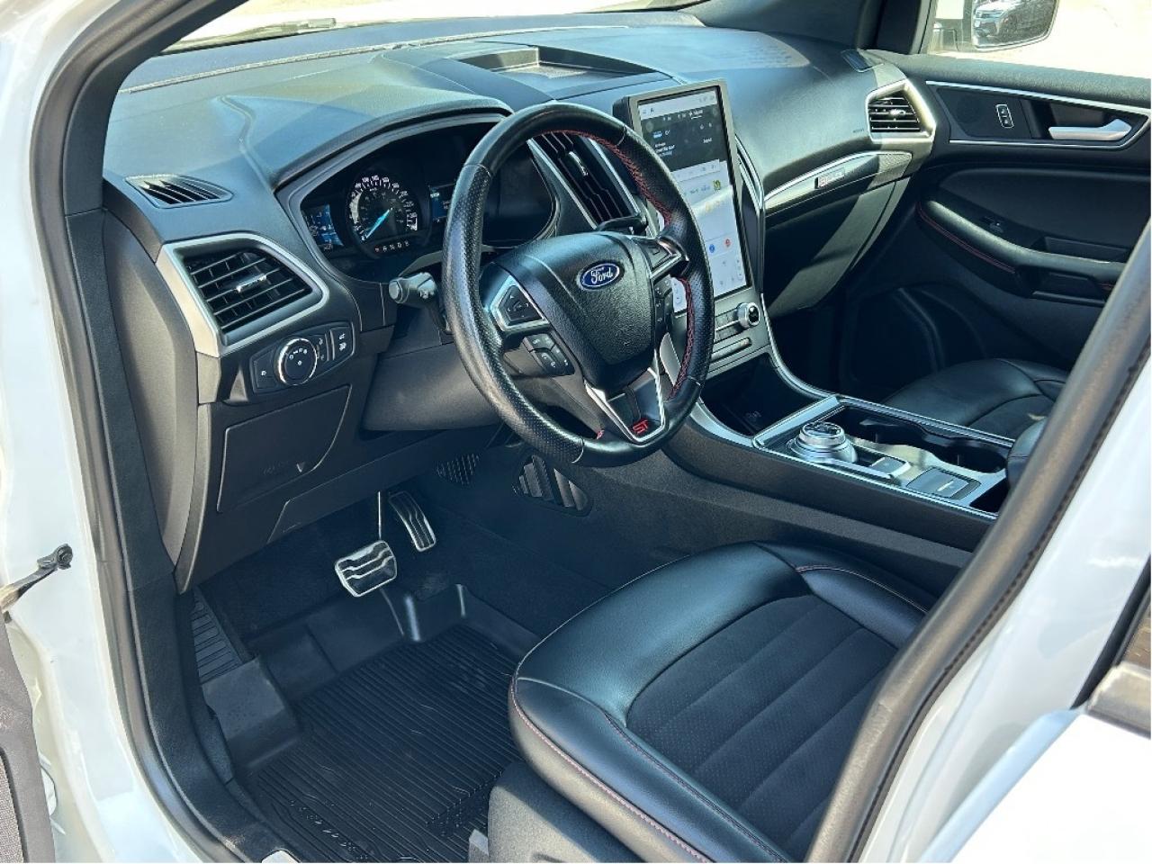 2022 Ford Edge ST Line AWD/NAV/PANO ROOF **CALL 6139618848 Photo