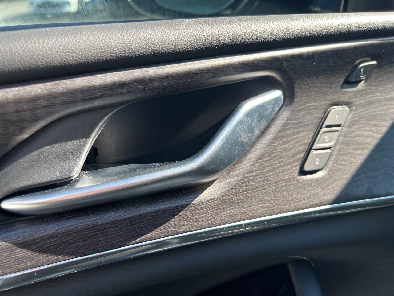 2023 Jeep Grand Cherokee 4xe Overland 4XE Photo