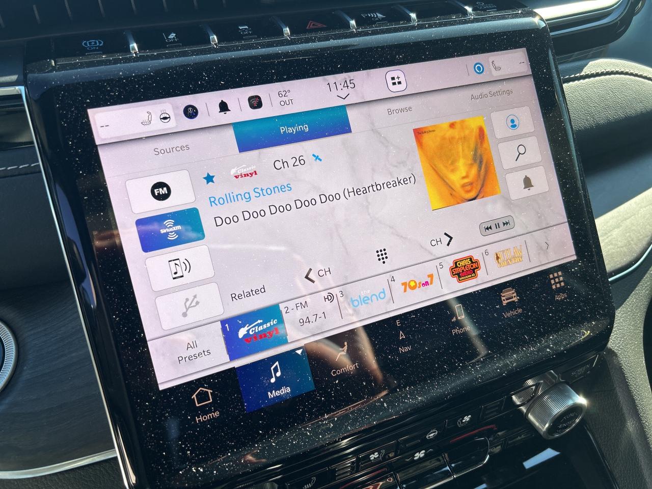 2023 Jeep Grand Cherokee 4xe Overland 4XE Photo