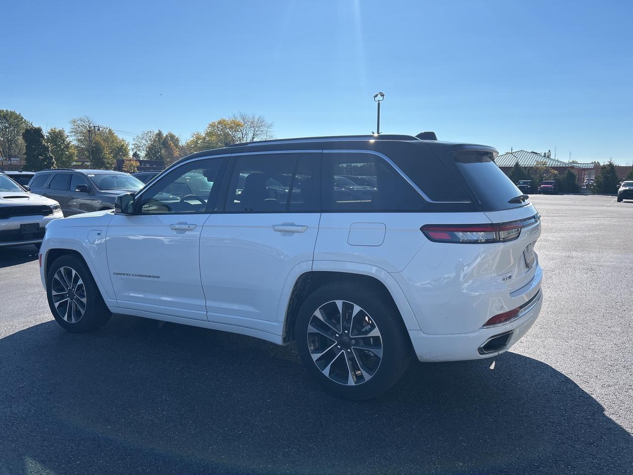 2023 Jeep Grand Cherokee 4xe Overland 4XE Photo