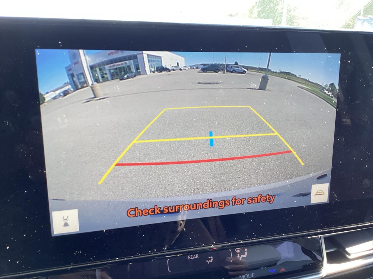 2025 Toyota Sienna XSE 7-Passenger AWD Photo