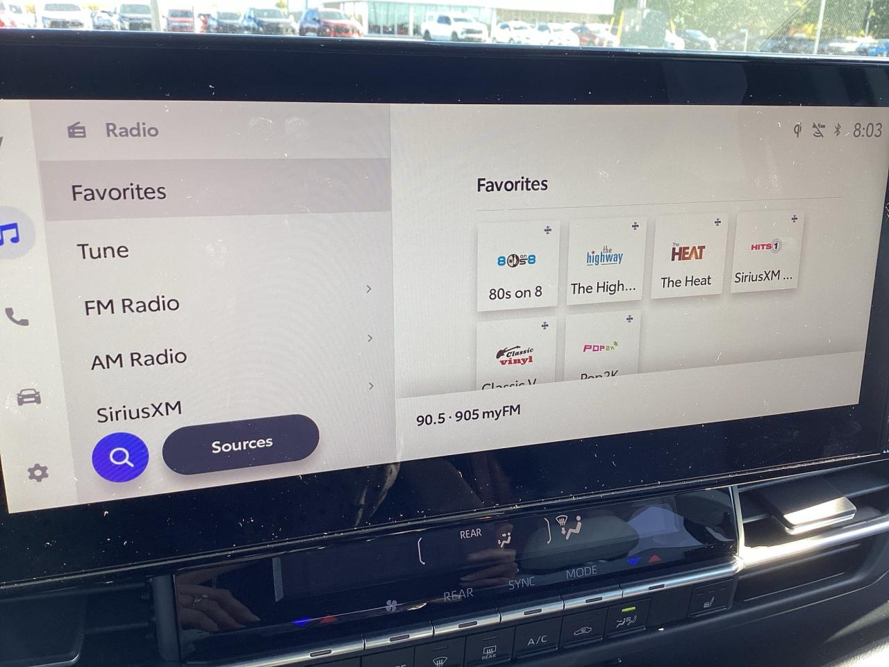 2025 Toyota Sienna XSE 7-Passenger AWD Photo