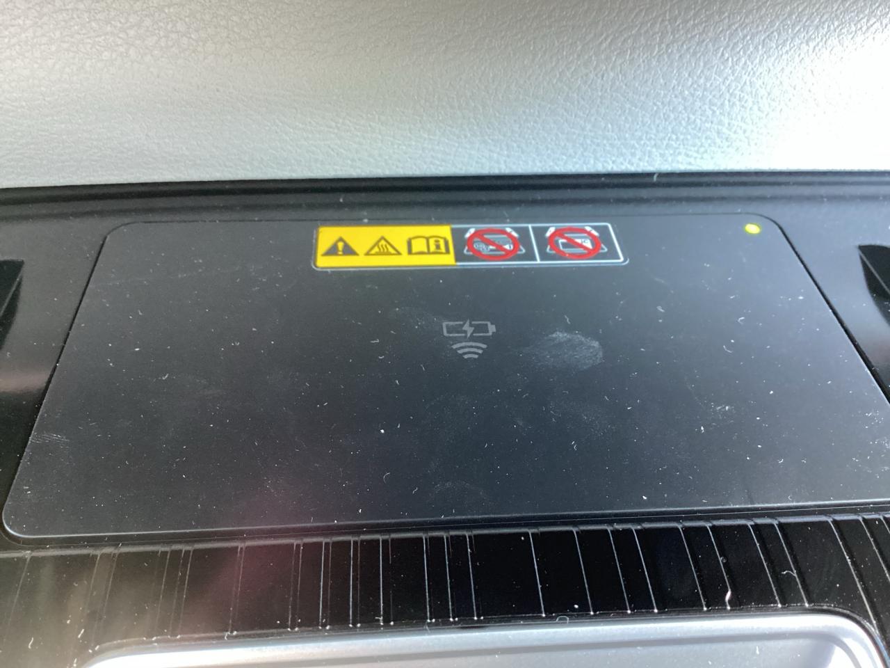 2025 Toyota Sienna XSE 7-Passenger AWD Photo