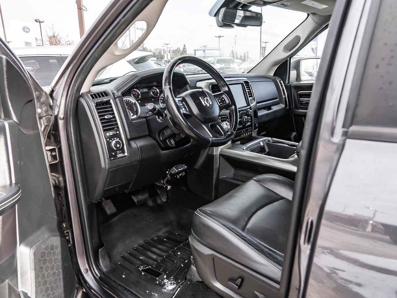 2016 RAM 1500 SPORT   NAVI   ROOF  LEATHER   AS IS Photo