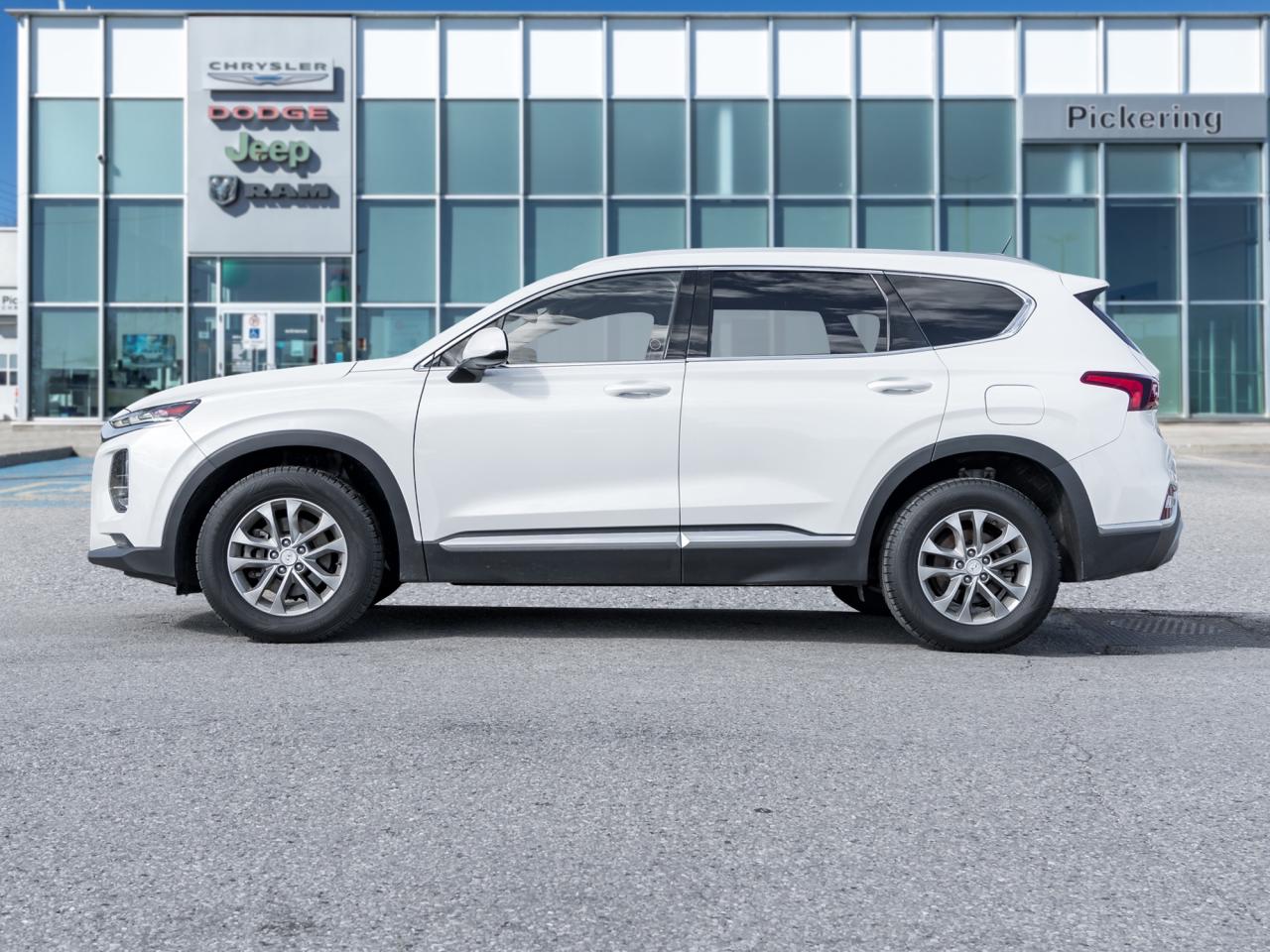 2020 Hyundai Santa Fe 2.4L Essential AWD w-Safety Package Photo2