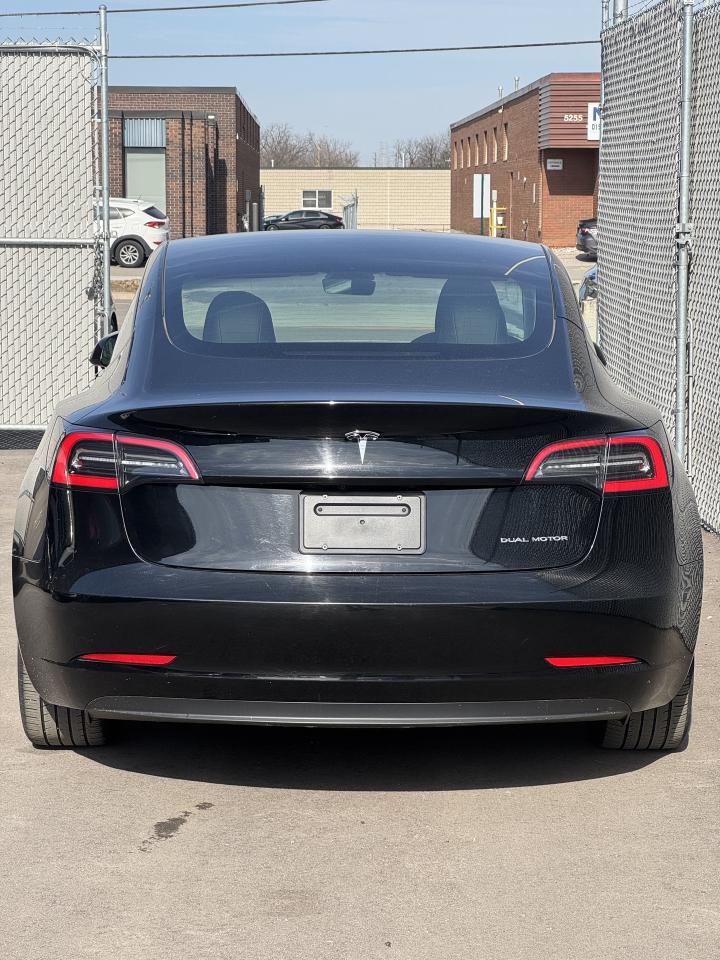 2023 Tesla Model 3 Long Range AWD Photo4