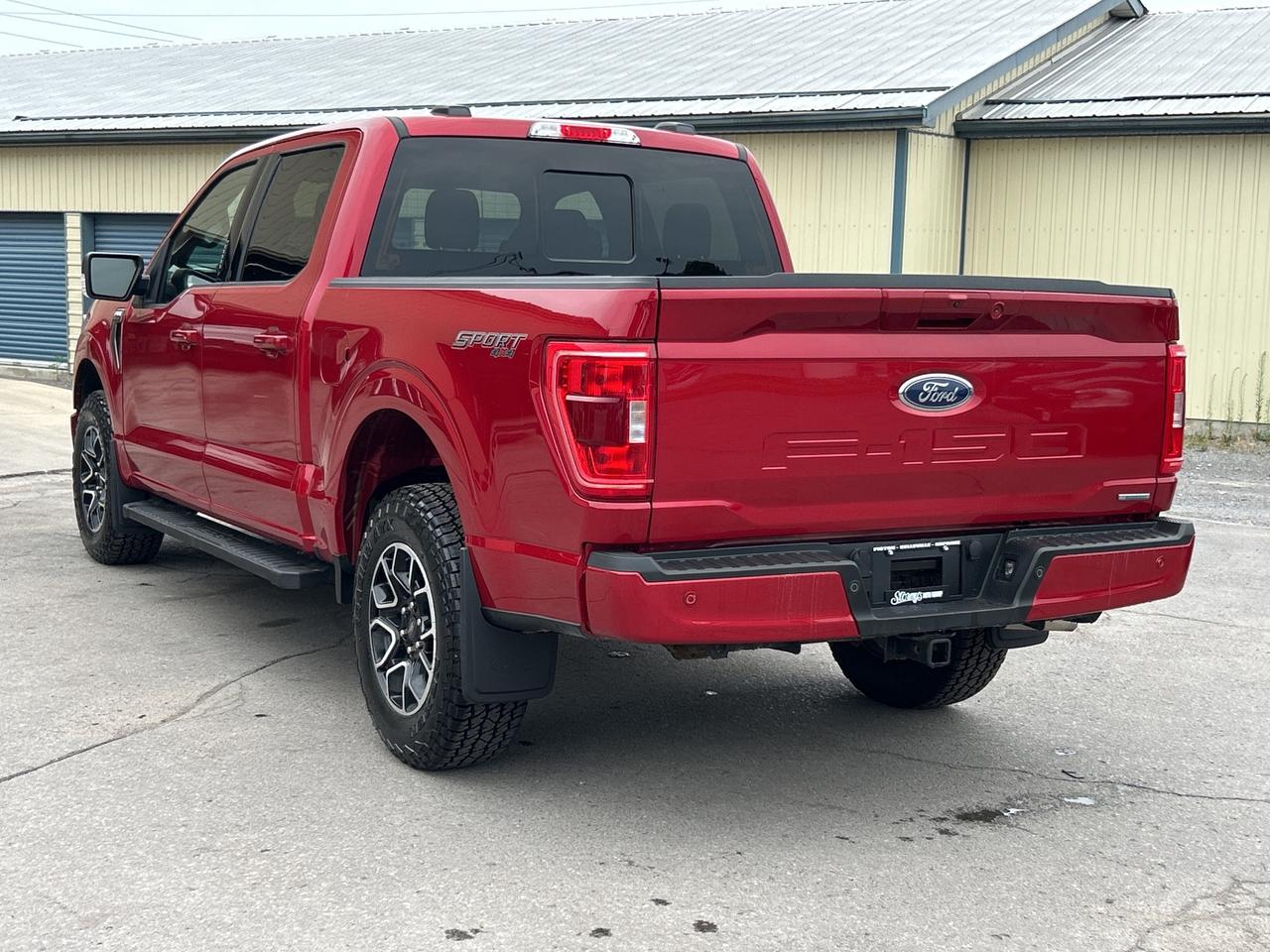 2022 Ford F-150 SPORT 4x4 3.5L  CALL NAPANEE 613-354-2100 Photo